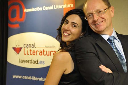 Raquel Lanseros y Fernando Marías